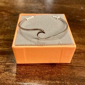 Pura Vida Wave Cuff